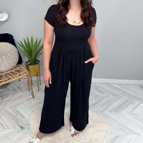 Lav + Kush - The Short Sleeve Palazzo Romper - Picture 1 of 5